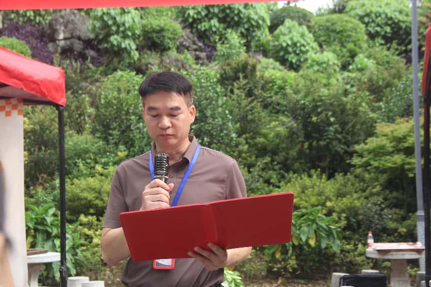 书香遇见美食 雅集乐动校园——  广西商业学校首届美食集市热辣开市